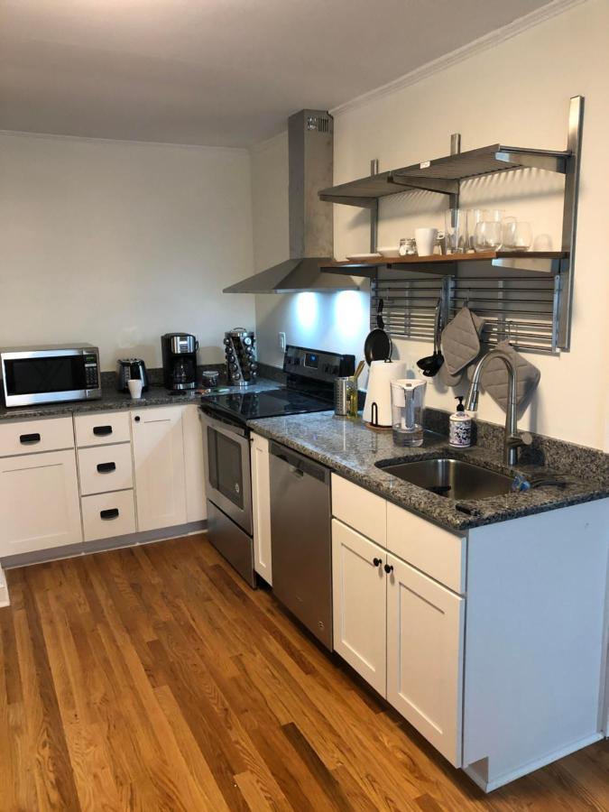Renovated Space Close To Downtown - A Durham Eksteriør bilde