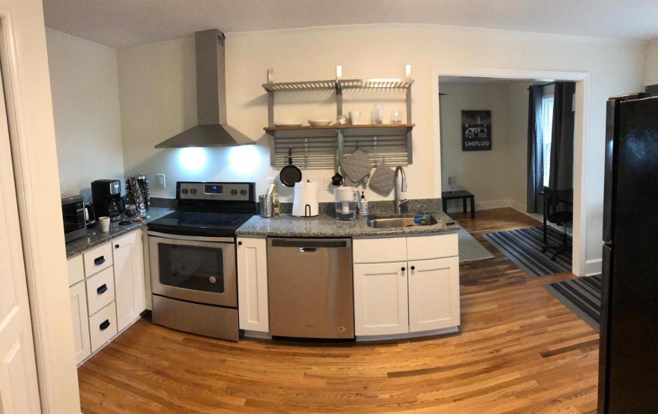 Renovated Space Close To Downtown - A Durham Eksteriør bilde